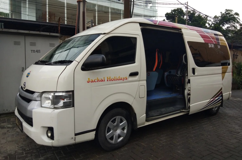 Cara Pesan Tiket Jackal Holidays Travel Jakarta Bandung di Traveloka